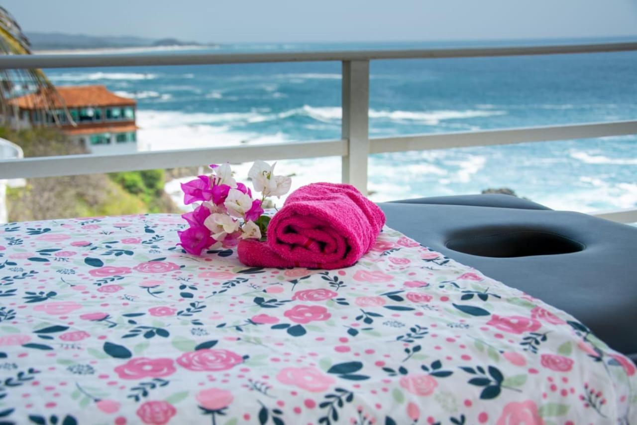Hotel Luz De Mar ' Right On The Beach Cuatunalco Exterior photo