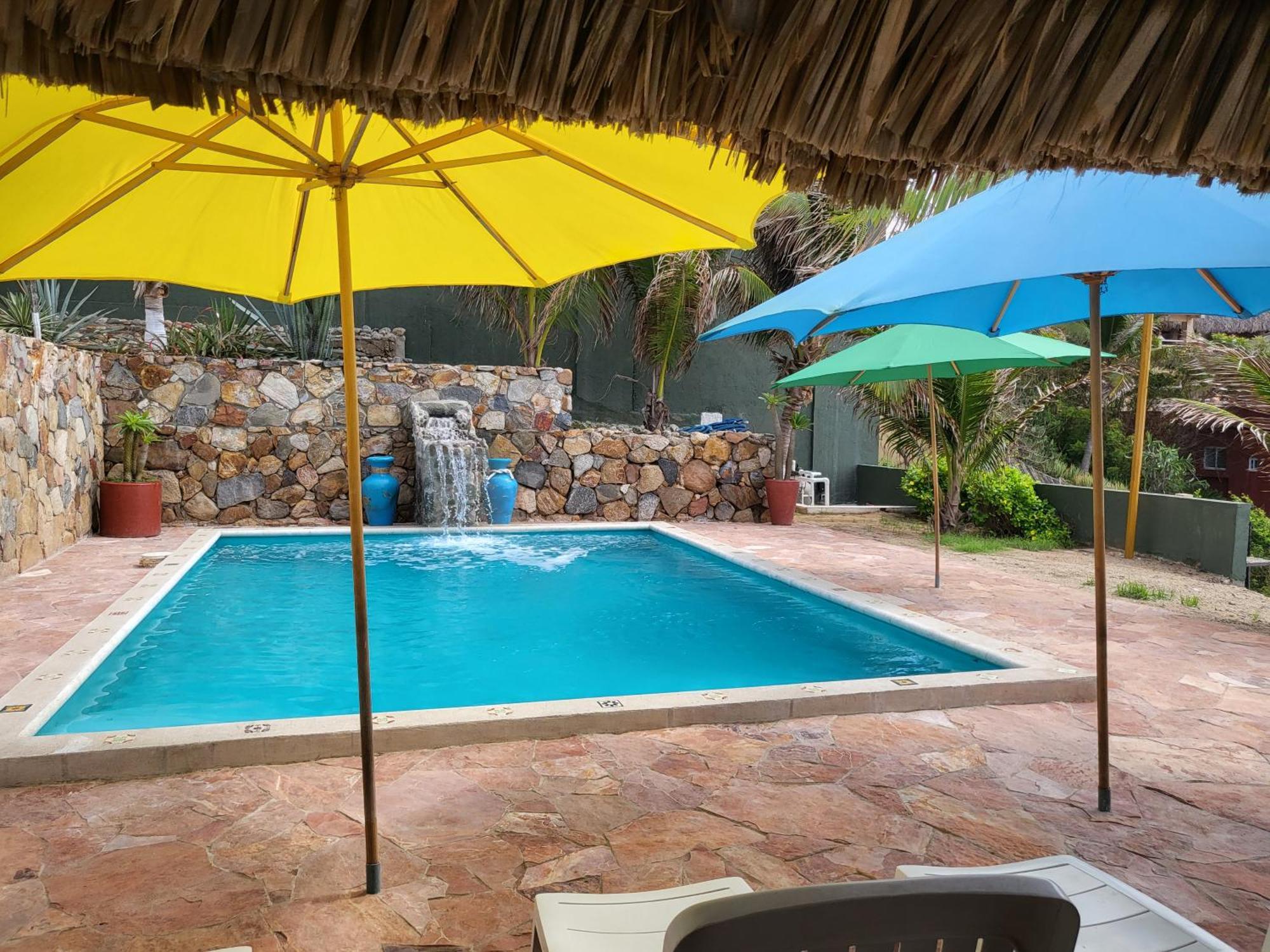 Hotel Luz De Mar ' Right On The Beach Cuatunalco Exterior photo