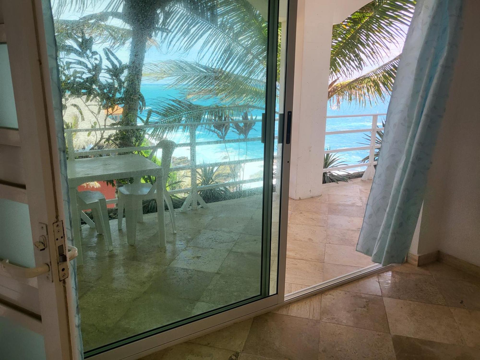 Hotel Luz De Mar ' Right On The Beach Cuatunalco Exterior photo