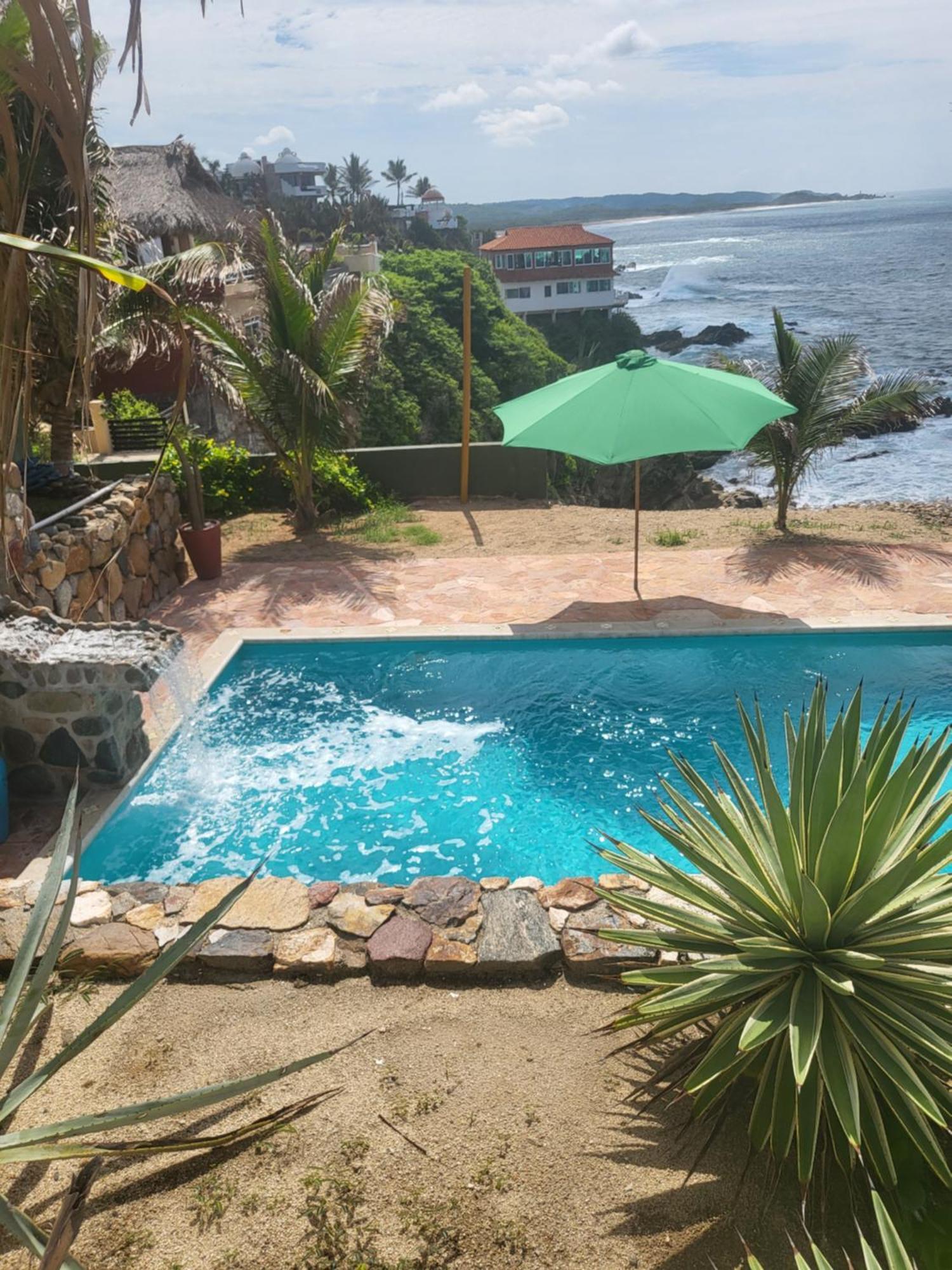 Hotel Luz De Mar ' Right On The Beach Cuatunalco Exterior photo