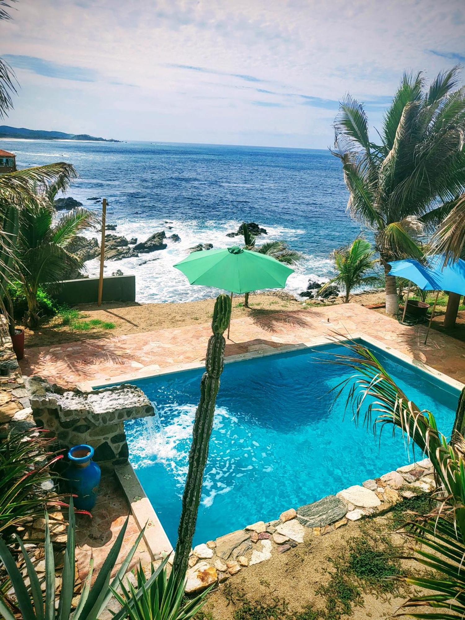 Hotel Luz De Mar ' Right On The Beach Cuatunalco Exterior photo